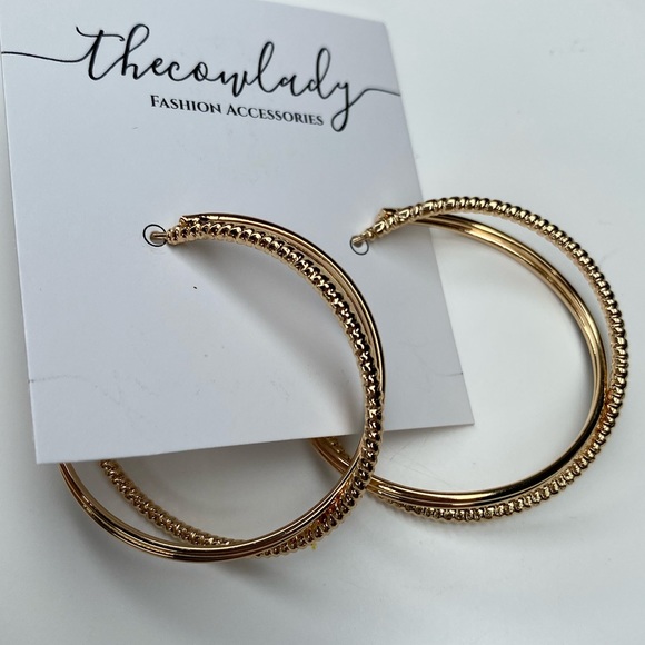 Gold Hoop Earrings Round Twisted Metal Embossed Engraved Design Double Infinity - Picture 10 of 11